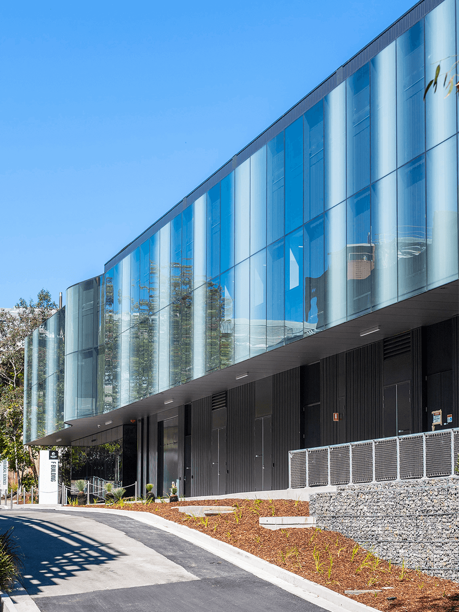 002-laboratory-equipment-UoN-Bioresearch-Facility-Richard-Crookes-Constructions-Education